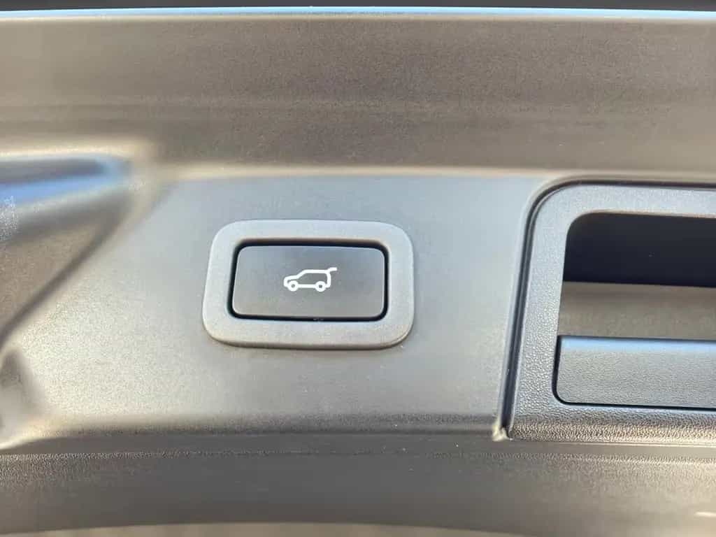 Land Rover Range Rover Rover Velar SOUNDSYSTEM/360 GRAD/CARPLAY 08/2021-photo-9