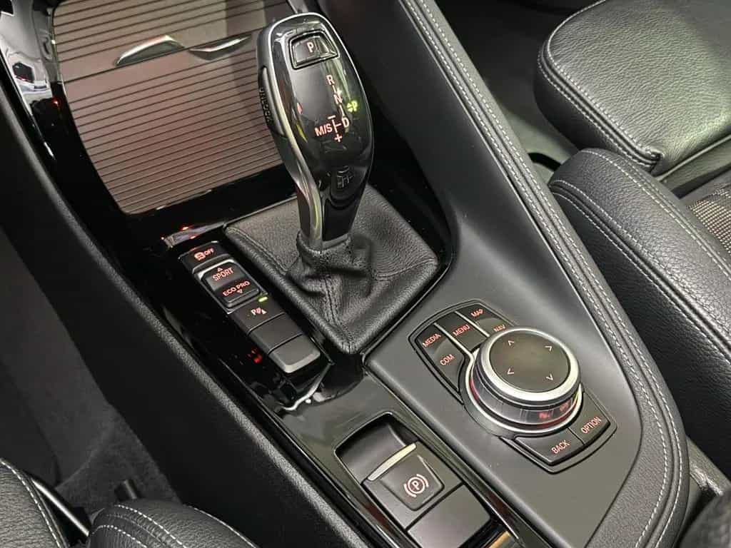 BMW X1 sDrive 18 i xLine*1 HAND*NAVI*LED*SHZG*TEMPO 03/2019-photo-18