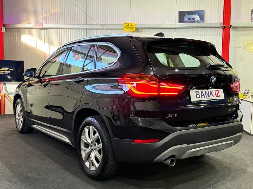 BMW X1 sDrive 18 i xLine*1 HAND*NAVI*LED*SHZG*TEMPO 03/2019-photo-3