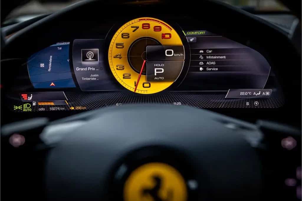 Ferrari Roma 3.9 V8 HELE Verde Zeltweg Magneride Full Ad 10/2023-photo-20