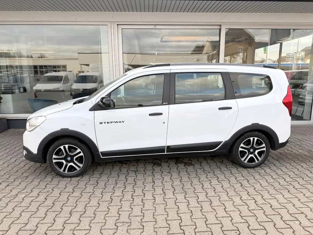 Dacia Lodgy Stepway *7-SITZER*NAVI*SITZH*KAMERA*CARPL 02/2022-photo-1