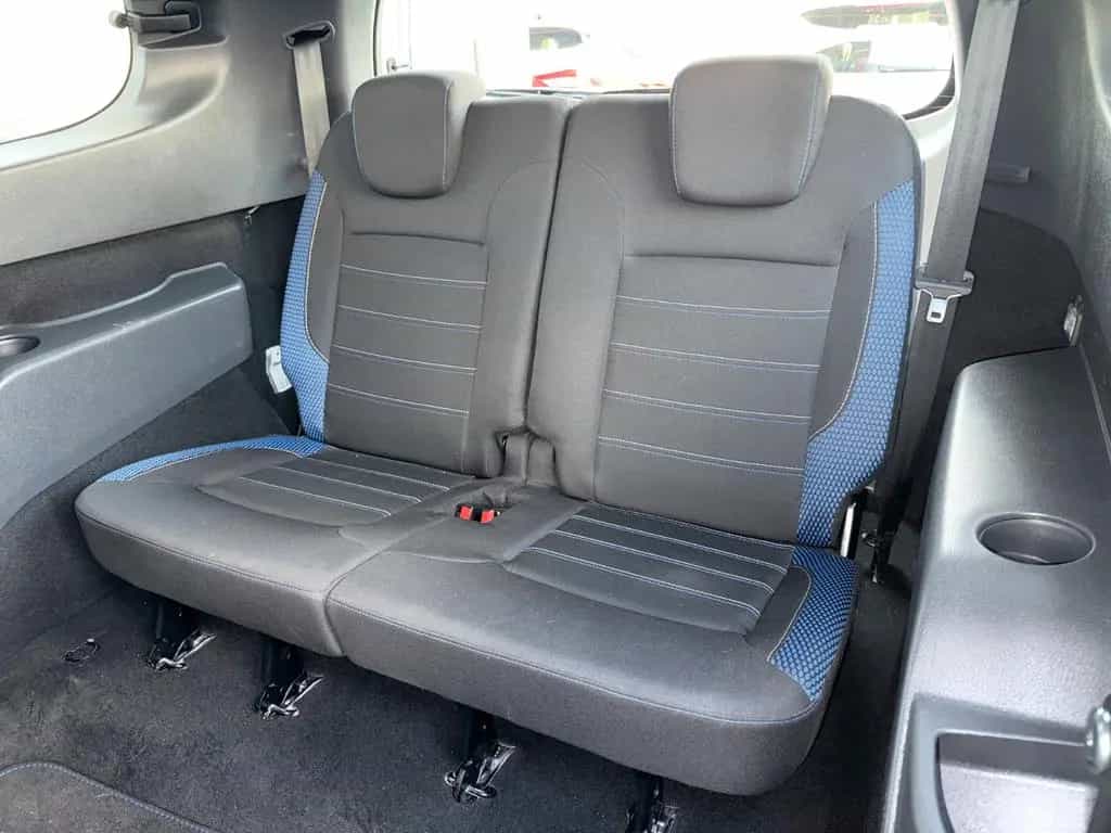 Dacia Lodgy Stepway *7-SITZER*NAVI*SITZH*KAMERA*CARPL 02/2022-photo-12