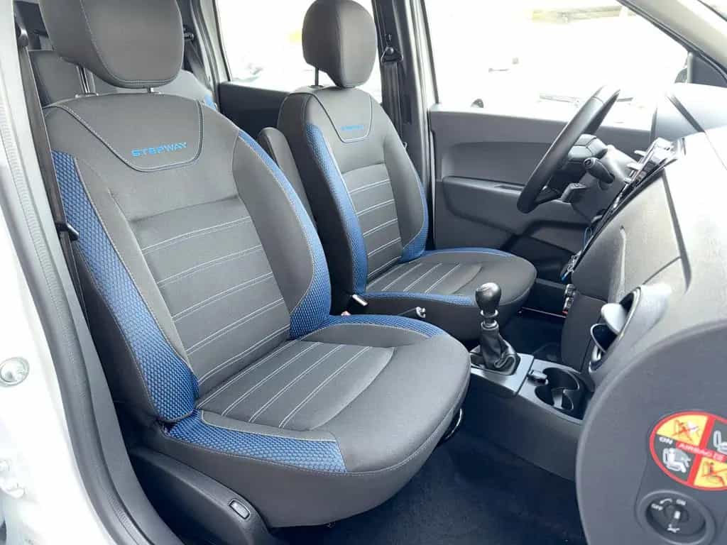 Dacia Lodgy Stepway *7-SITZER*NAVI*SITZH*KAMERA*CARPL 02/2022-photo-17