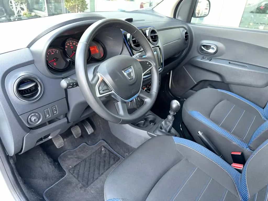 Dacia Lodgy Stepway *7-SITZER*NAVI*SITZH*KAMERA*CARPL 02/2022-photo-31