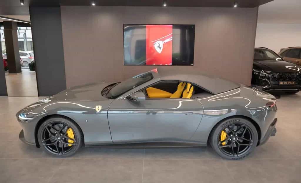Ferrari Roma Spider 04/2026-photo-21