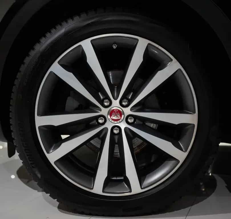 Jaguar E-Pace SE AWD*R-DYNAMIC*MERIDIAN*LED*20"LM*KAMER 07/2020-photo-10