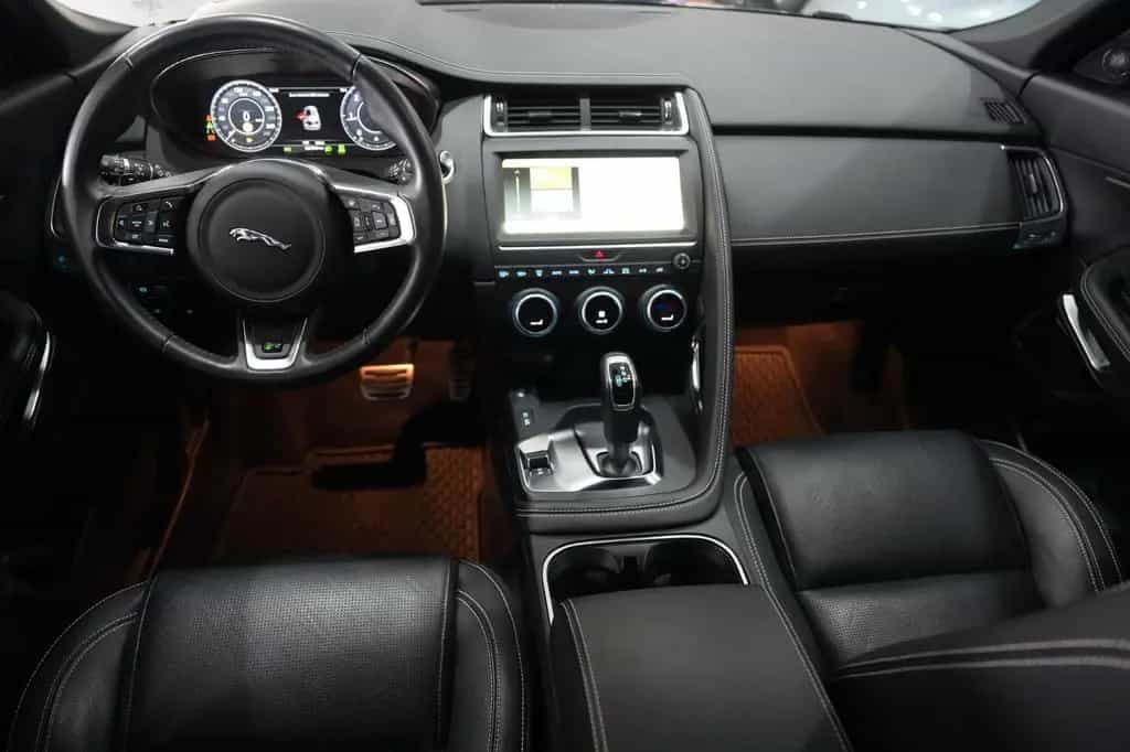Jaguar E-Pace SE AWD*R-DYNAMIC*MERIDIAN*LED*20"LM*KAMER 07/2020-photo-14