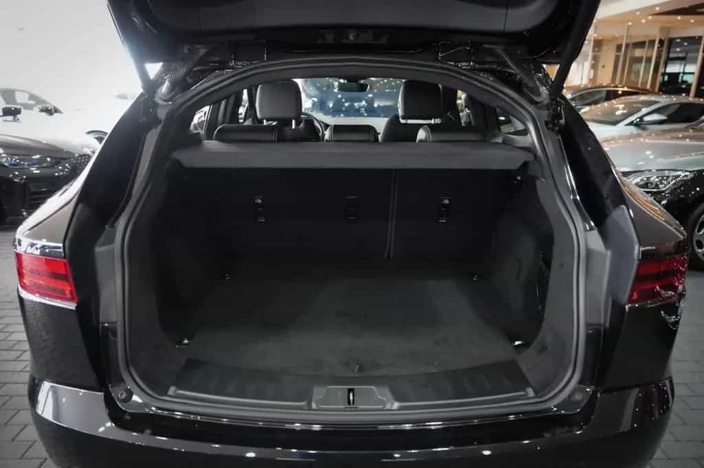 Jaguar E-Pace SE AWD*R-DYNAMIC*MERIDIAN*LED*20"LM*KAMER 07/2020-photo-26