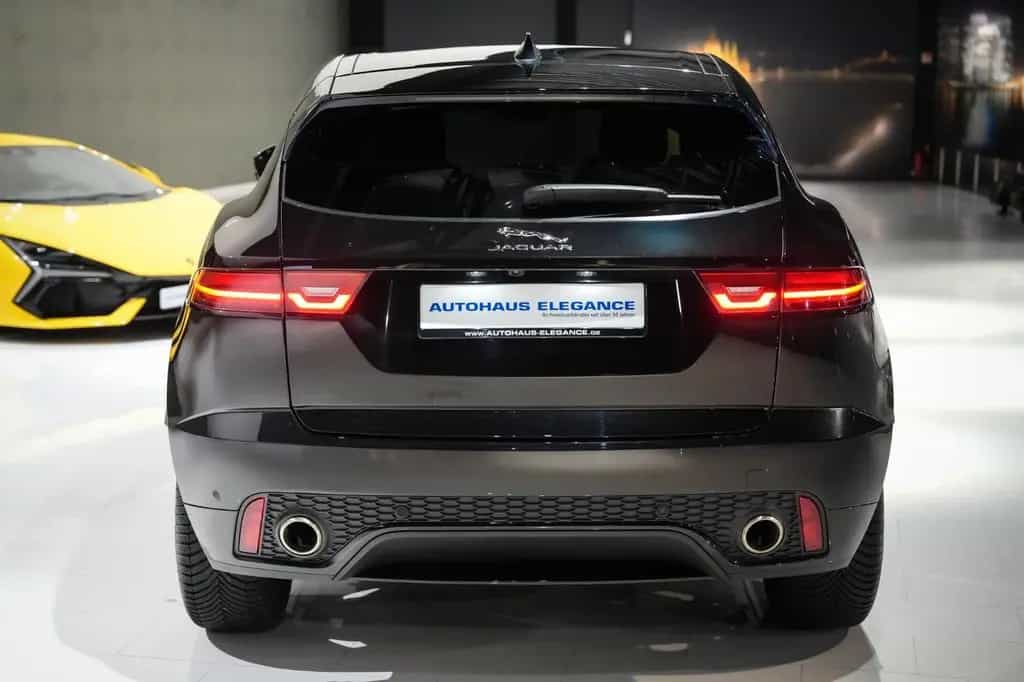 Jaguar E-Pace SE AWD*R-DYNAMIC*MERIDIAN*LED*20"LM*KAMER 07/2020-photo-5