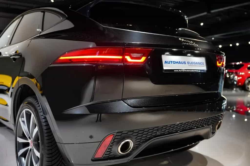 Jaguar E-Pace SE AWD*R-DYNAMIC*MERIDIAN*LED*20"LM*KAMER 07/2020-photo-6