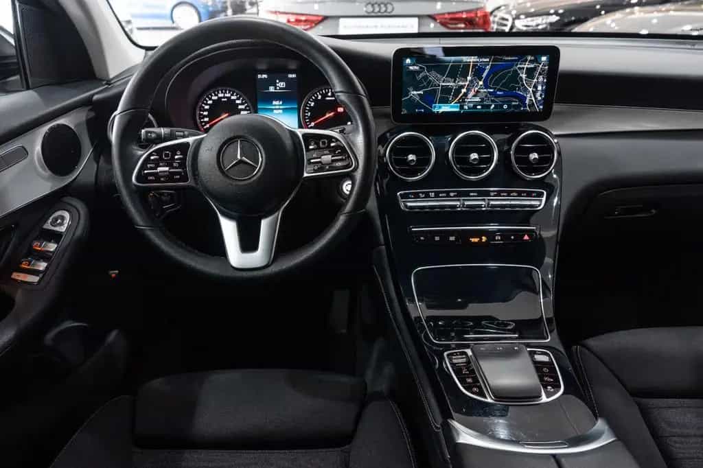Mercedes-Benz GLC-Class 200 4Matic*LED*NAVI*DAB*KEYLESS-GO*1-HAND* 03/2020-photo-16