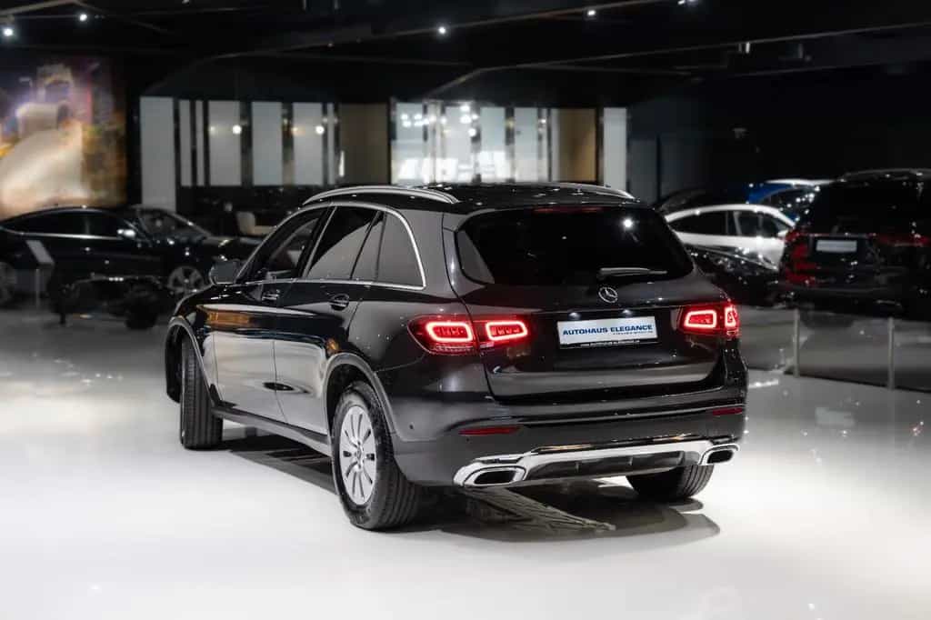 Mercedes-Benz GLC-Class 200 4Matic*LED*NAVI*DAB*KEYLESS-GO*1-HAND* 03/2020-photo-2