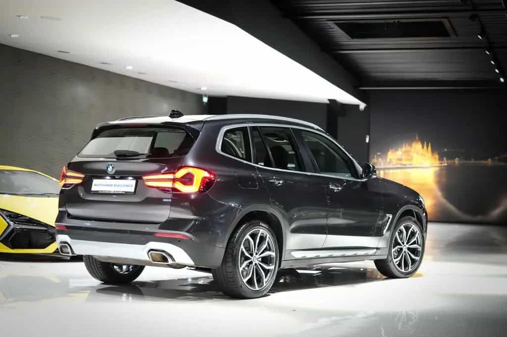 BMW X3 xDrive20i*LIVE-COCKPIT*LED*NAVI*20"LM*LEDER* 11/2021-photo-2