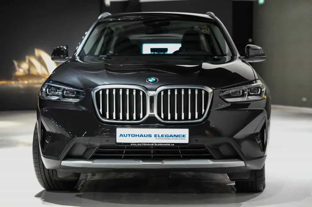 BMW X3 xDrive20i*LIVE-COCKPIT*LED*NAVI*20"LM*LEDER* 11/2021-photo-4