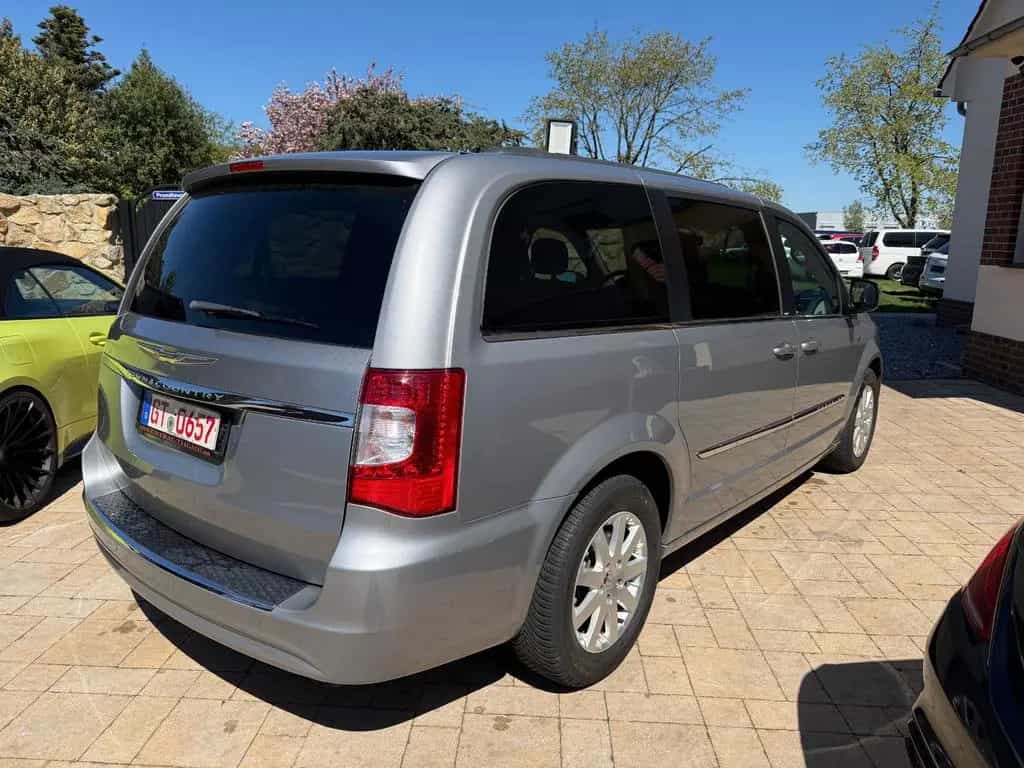 Chrysler Grand Voyager 3.6 V6+LPG Gas+7 Sitze+Rückf.+SHZ+ 10/2013-photo-2