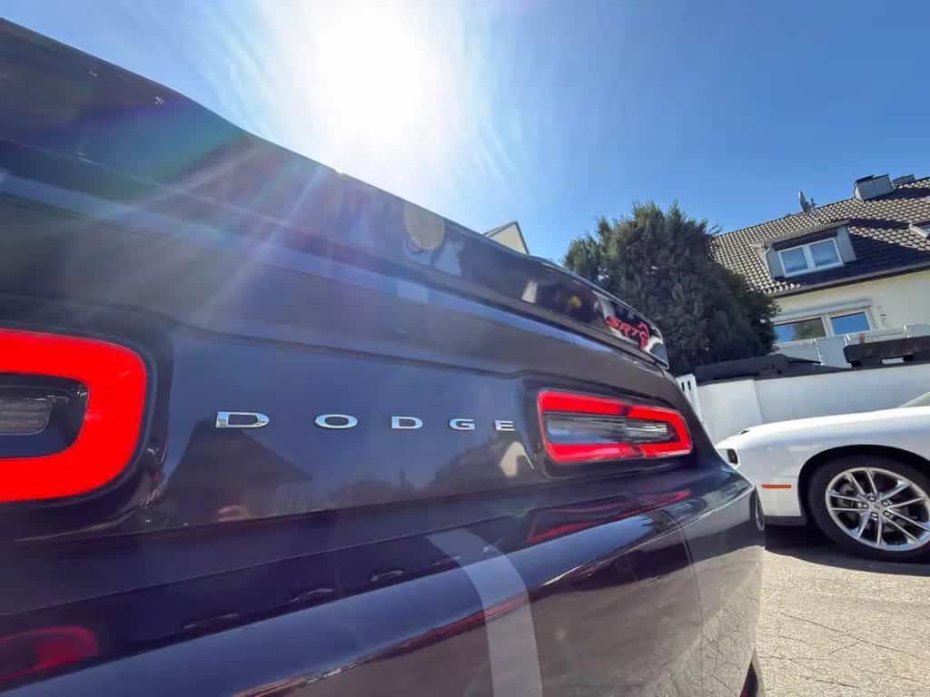 Dodge Challenger 5.7 V8 HEMI*LEDER*K&N*TÜV*SERVICE 03/2018-photo-15