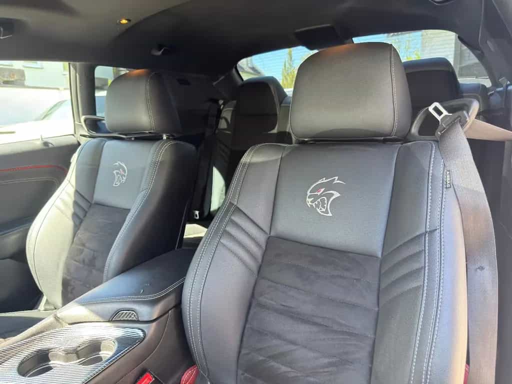 Dodge Challenger 5.7 V8 HEMI*LEDER*K&N*TÜV*SERVICE 03/2018-photo-18
