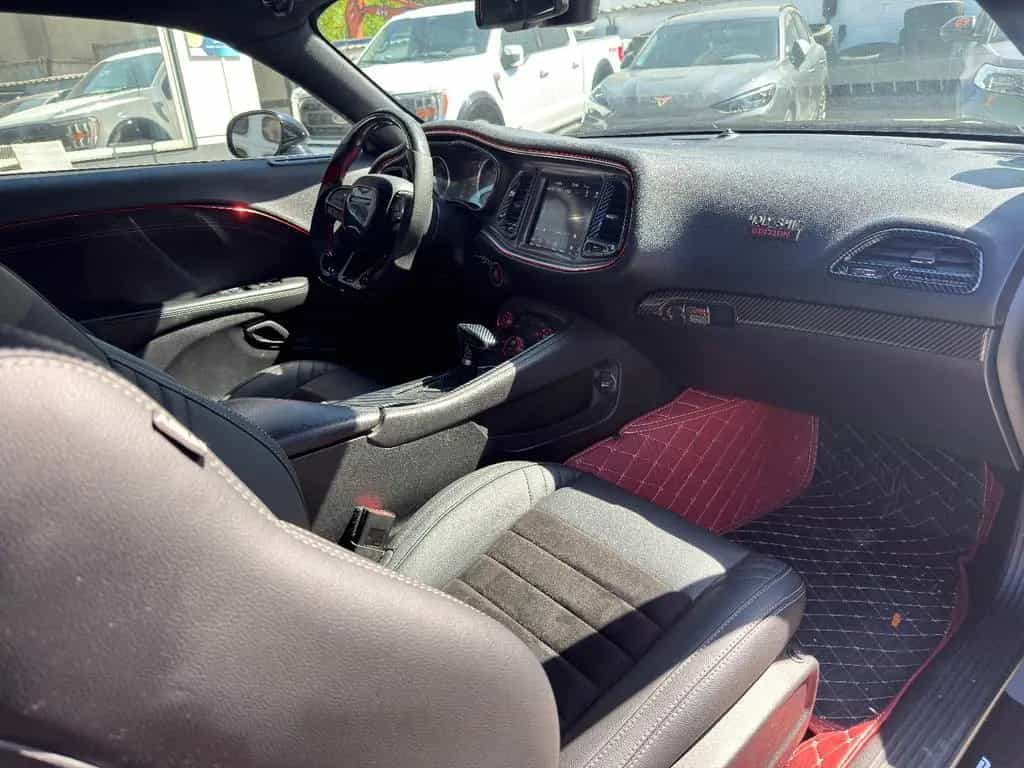 Dodge Challenger 5.7 V8 HEMI*LEDER*K&N*TÜV*SERVICE 03/2018-photo-21