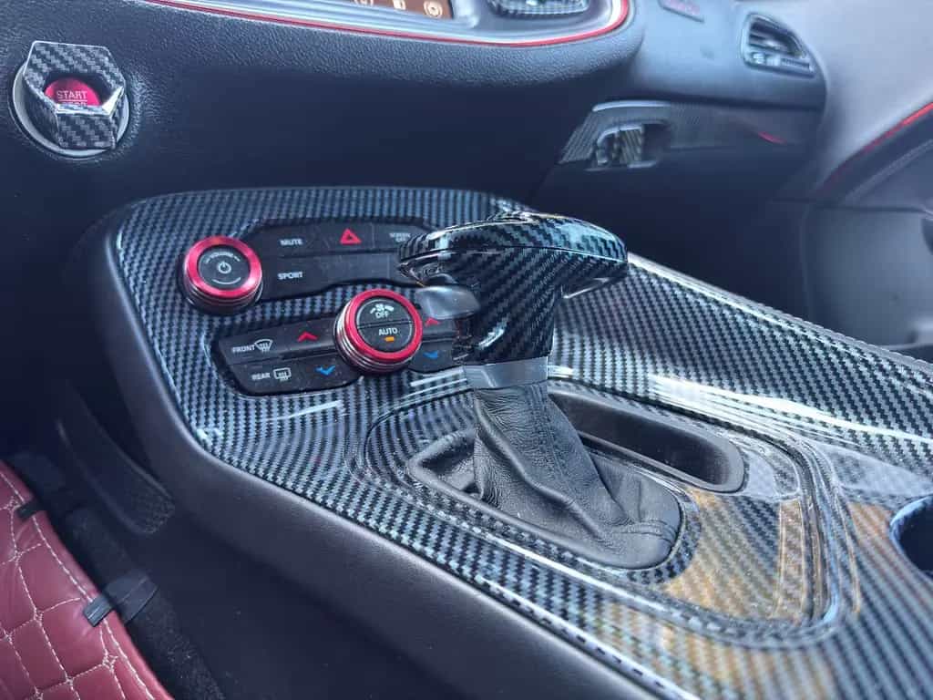 Dodge Challenger 5.7 V8 HEMI*LEDER*K&N*TÜV*SERVICE 03/2018-photo-31