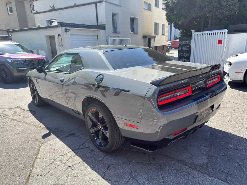 Dodge Challenger 5.7 V8 HEMI*LEDER*K&N*TÜV*SERVICE 03/2018-photo-5