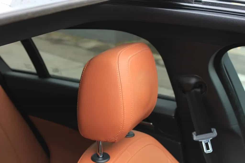 Jaguar XE 25t+PANORAMA+KAMERA+AHK+NAVI+LEDER 08/2018-photo-20