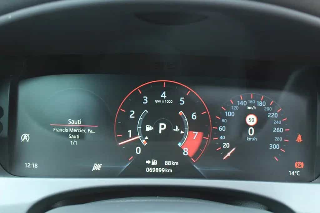 Jaguar XE 25t+PANORAMA+KAMERA+AHK+NAVI+LEDER 08/2018-photo-25