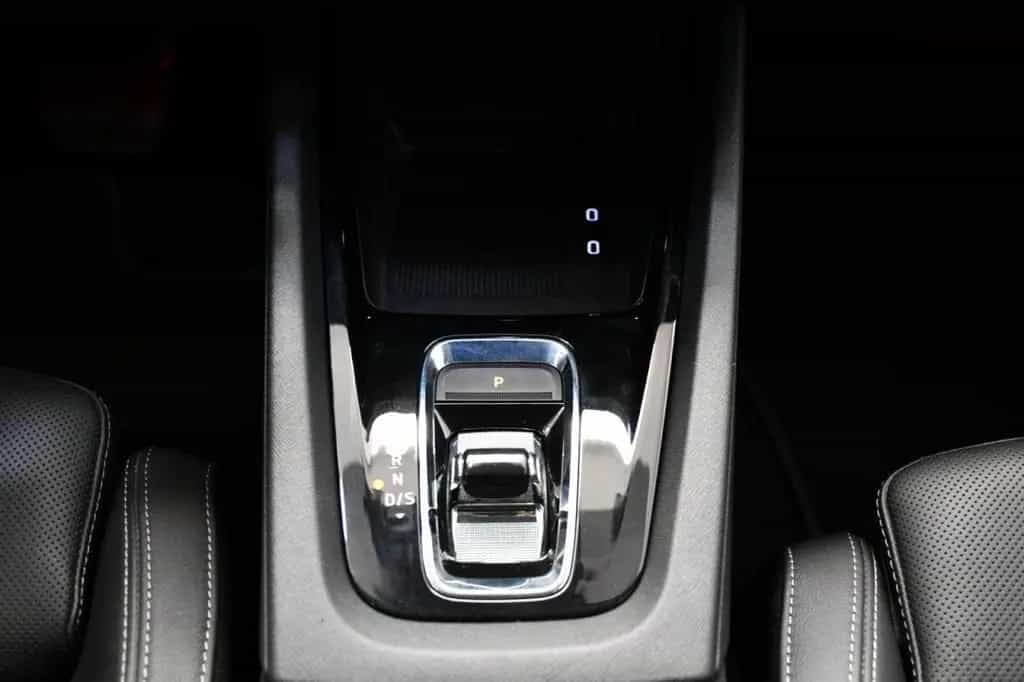 Skoda Octavia Lim. First Edit. HuD*MASSG*CANT*AHK*LüFT 03/2021-photo-23