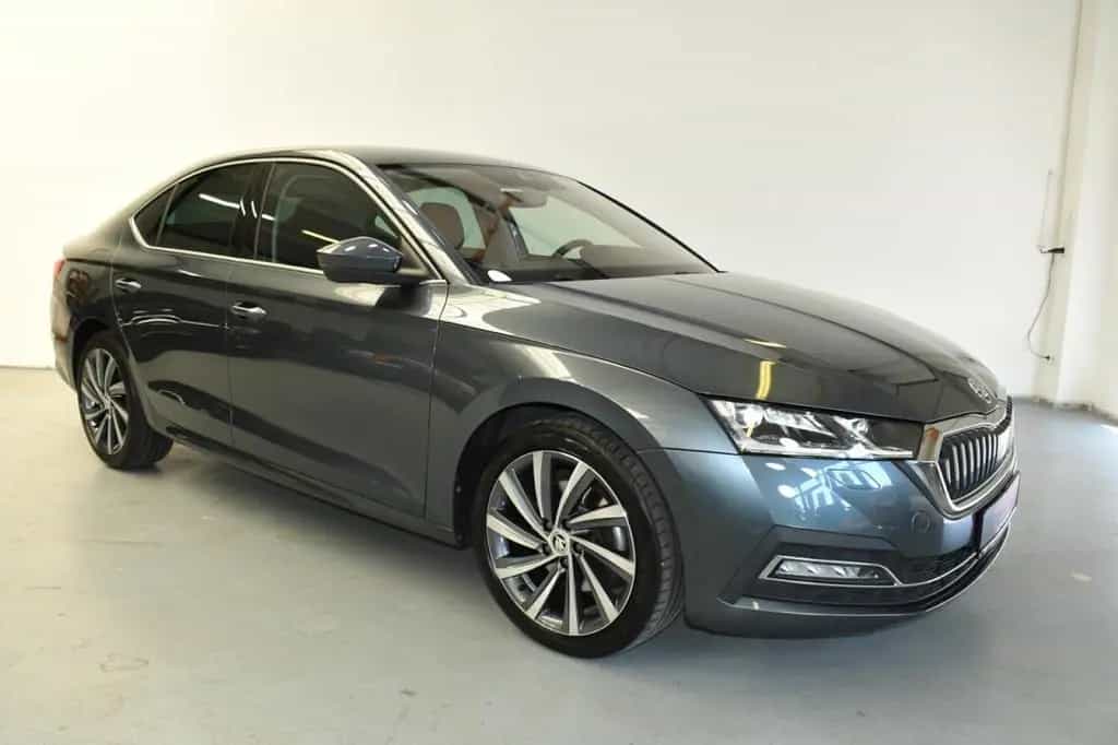 Skoda Octavia Lim. First Edit. HuD*MASSG*CANT*AHK*LüFT 03/2021-photo-2