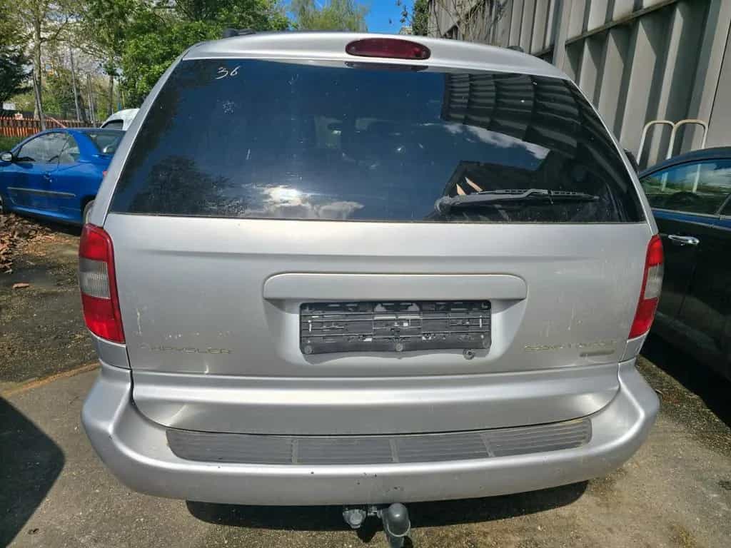 Chrysler Voyager Family 2.5 CRD 06/2003-photo-5