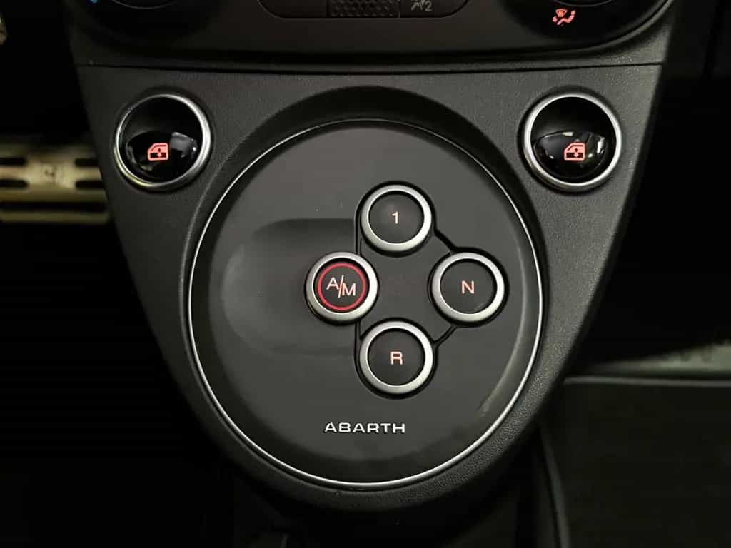 Abarth 595 Turismo*SPORT-AUSPUFF*VOLLLEDER*CARPLAY*USB 03/2023-photo-19
