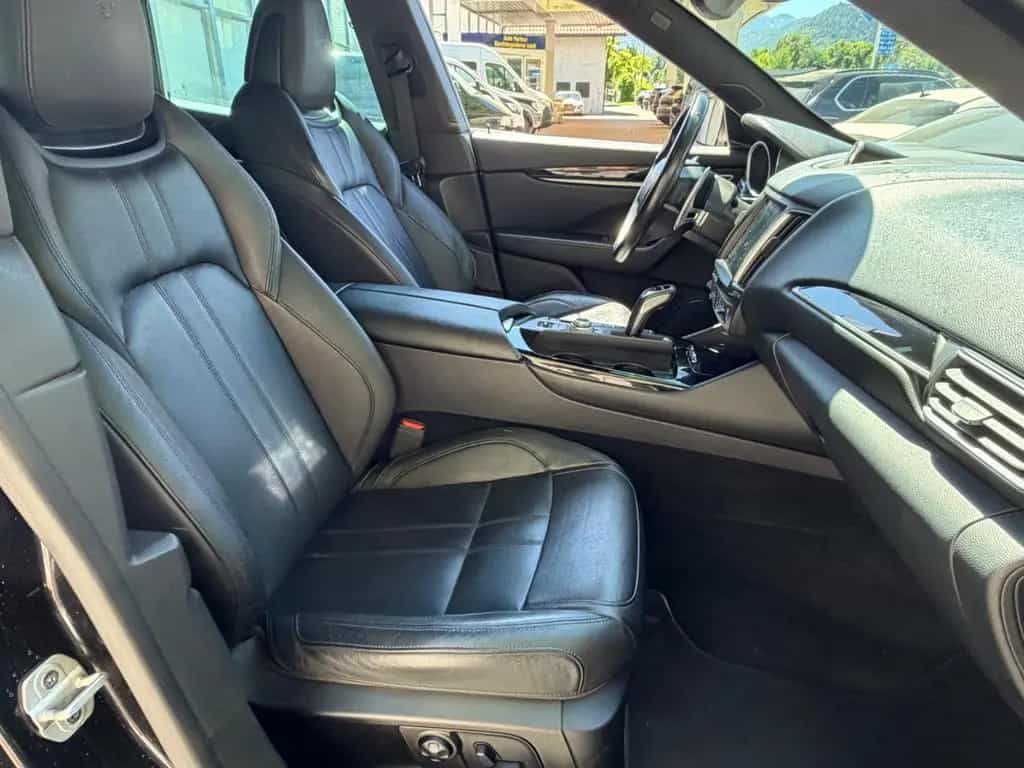 Maserati Levante GranSport Q4 03/2019-photo-7