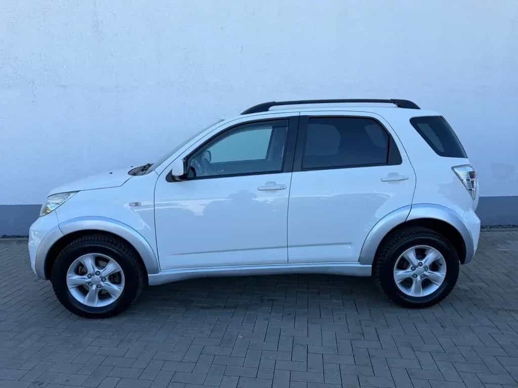 Daihatsu Terios Limited Top S 4WD 04/2011-photo-3