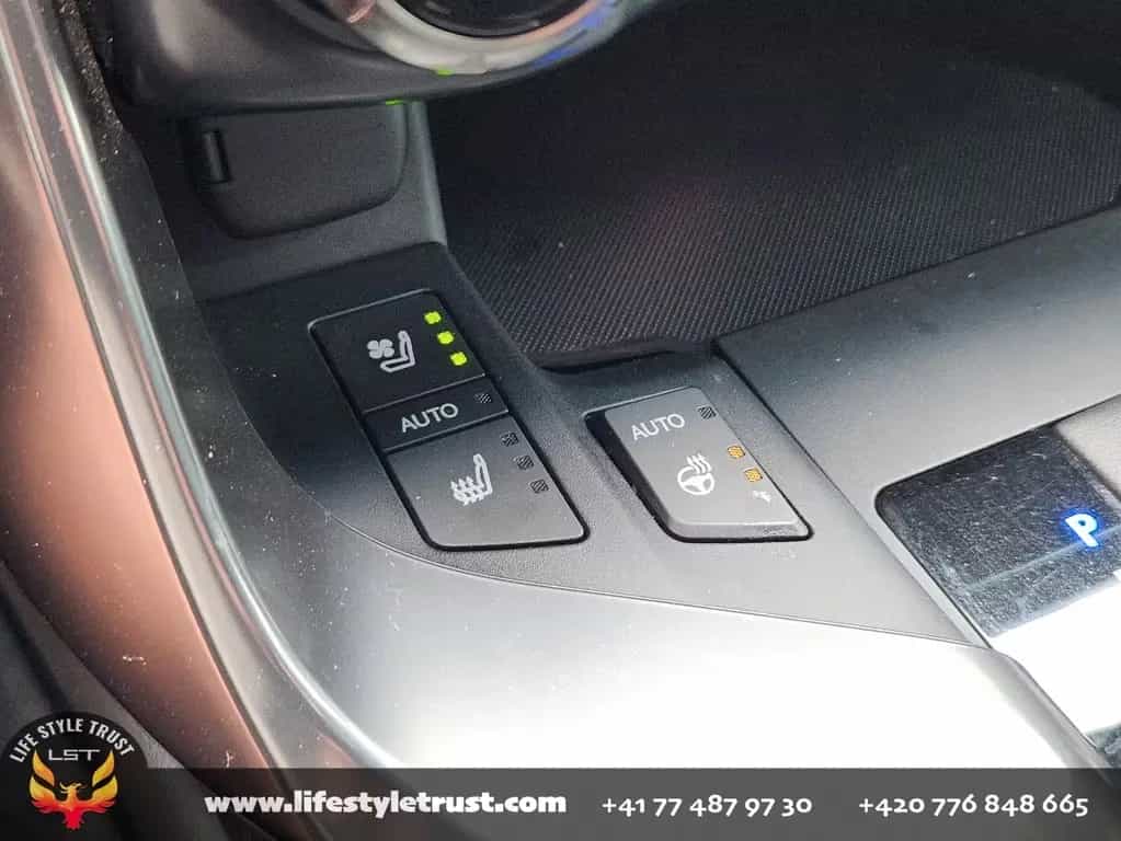 Lexus LX 600 Premium AWD -2023- € 83.900 T1 EXPORT 05/2023-photo-14