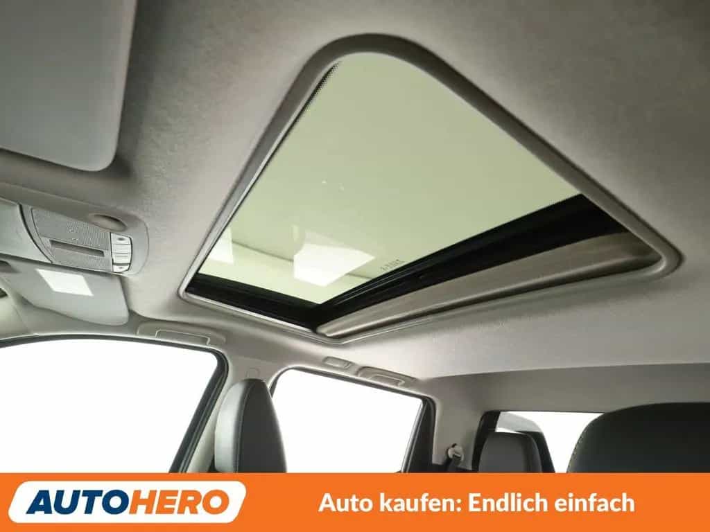 Nissan Navara NP-300 2.3 dCi N-Guard Double Cab 4x4 Aut 01/2020-photo-25