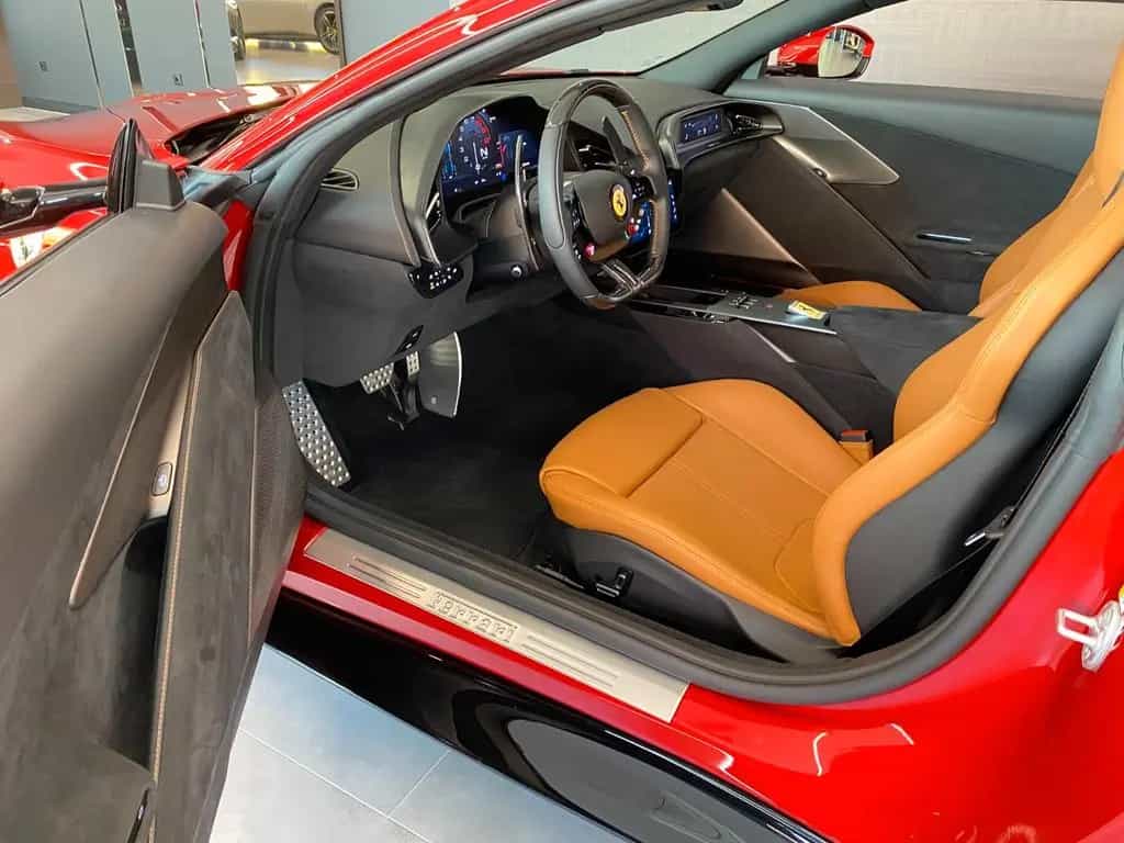 Ferrari Andere Amalfi * Rosso Imola* Lift*ACC*P.Display* 04/2026-photo-13