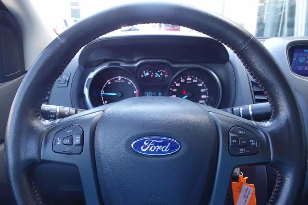 Ford Ranger 3,2 TDCI V6 Wildtrak DoKa 4x4 AHK/KAM/NAV 01/2016-photo-15