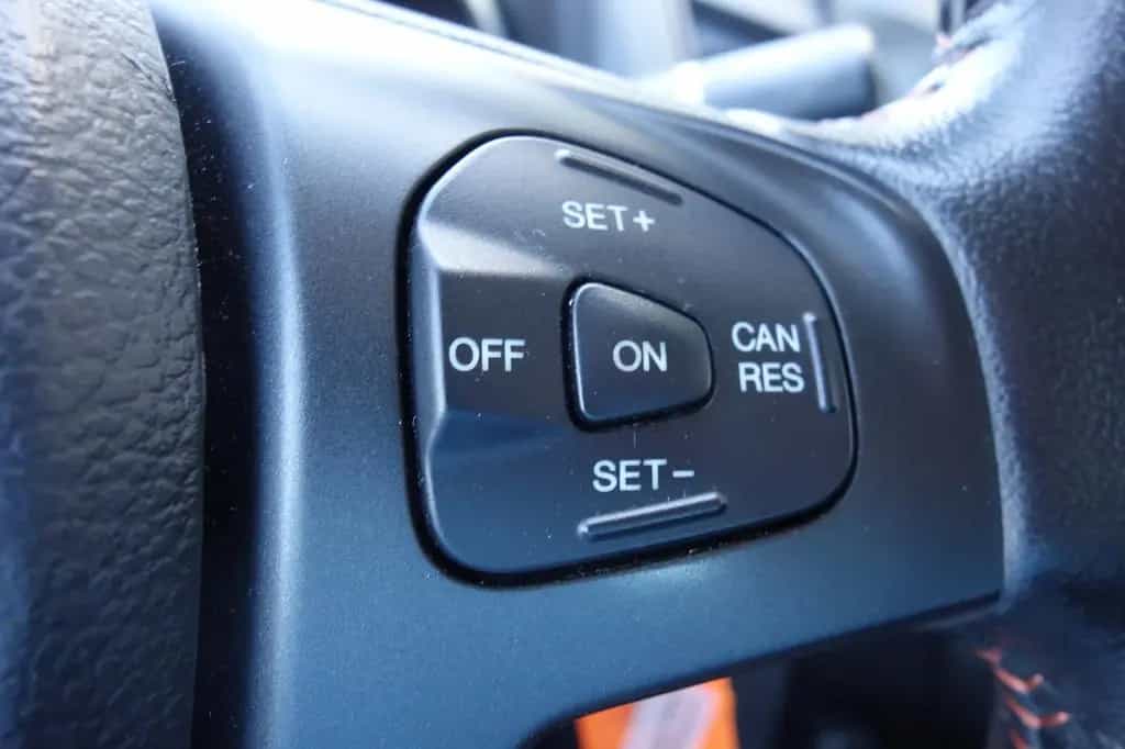 Ford Ranger 3,2 TDCI V6 Wildtrak DoKa 4x4 AHK/KAM/NAV 01/2016-photo-16