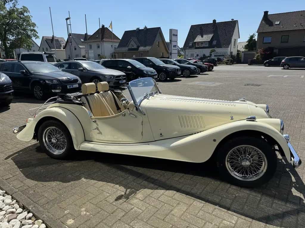 Morgan Plus 4 02/2012-photo-8