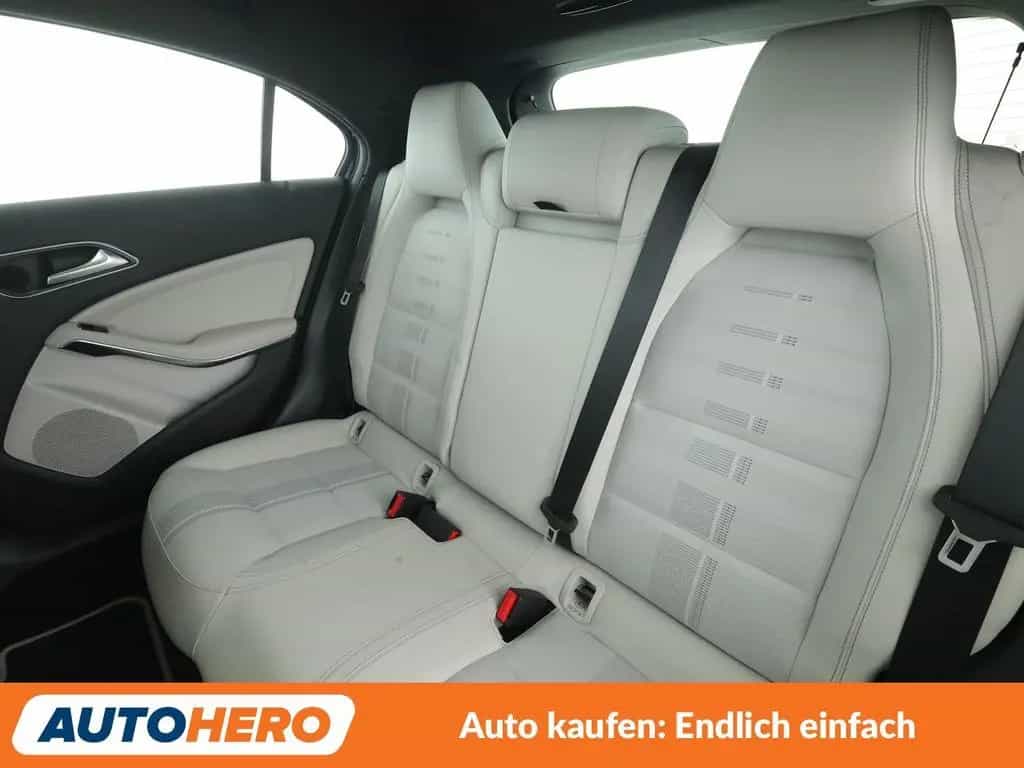 Mercedes-Benz A-Class 180 BlueEfficiency Urban Aut.*LED*ACC*PDC*SHZ* 03/2017-photo-13