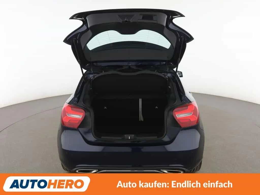Mercedes-Benz A-Class 180 BlueEfficiency Urban Aut.*LED*ACC*PDC*SHZ* 03/2017-photo-16