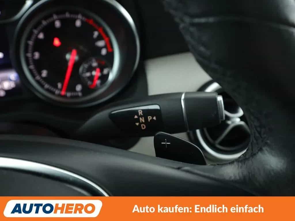 Mercedes-Benz A-Class 180 BlueEfficiency Urban Aut.*LED*ACC*PDC*SHZ* 03/2017-photo-27
