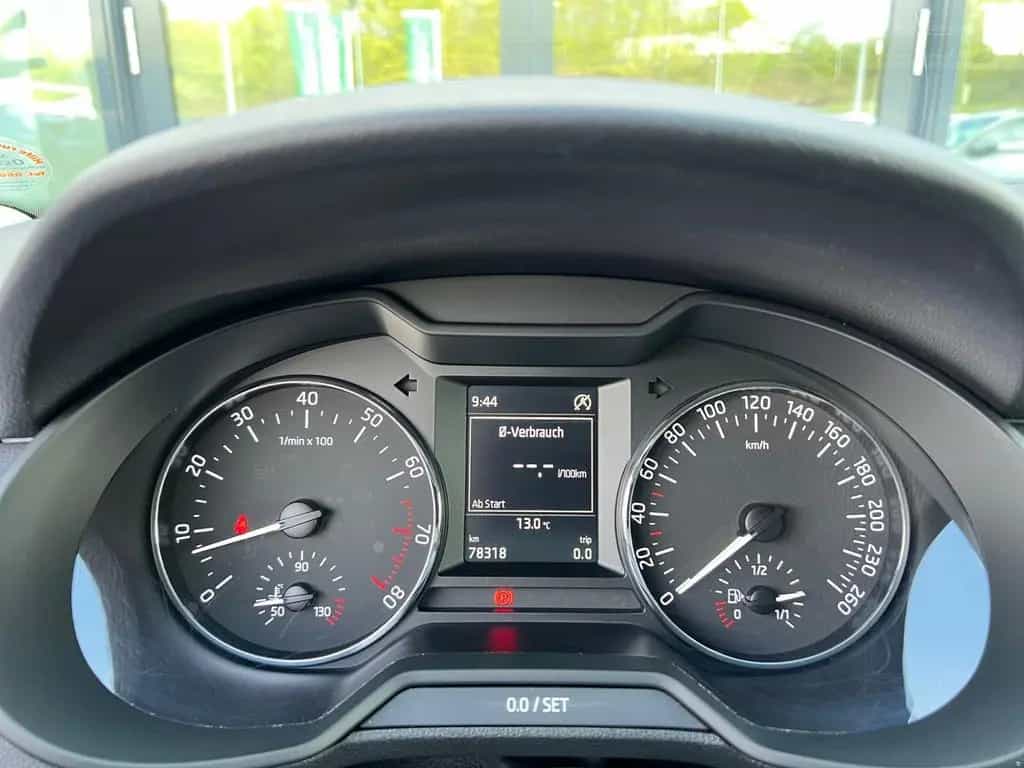 Skoda Octavia Combi Joy 81kw TSI *Einparkhilfe*Anhänge 03/2016-photo-13