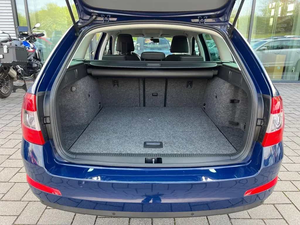 Skoda Octavia Combi Joy 81kw TSI *Einparkhilfe*Anhänge 03/2016-photo-14
