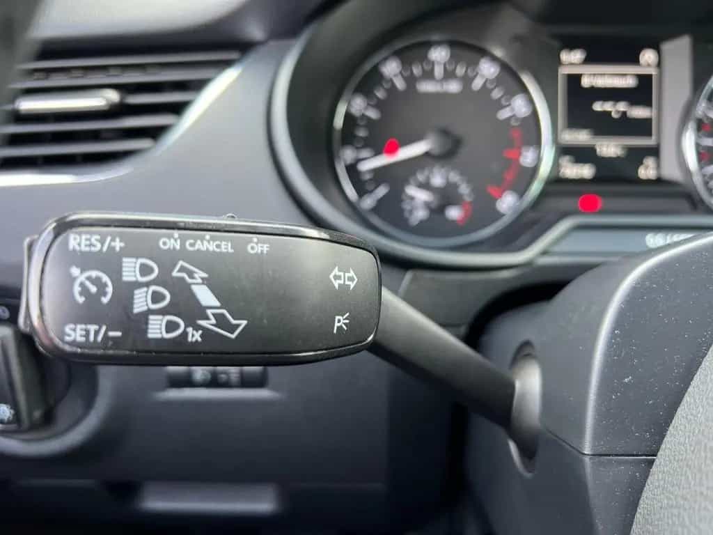 Skoda Octavia Combi Joy 81kw TSI *Einparkhilfe*Anhänge 03/2016-photo-15