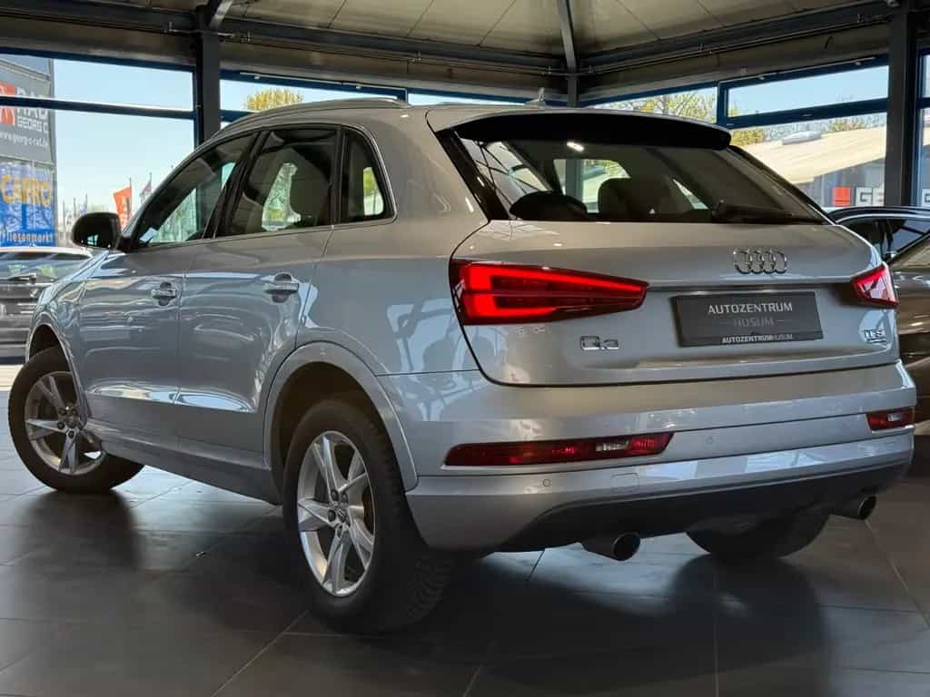 Audi Q3 SPORT QUATTRO *SCHECKHEFT*SHZ*KLIMA*TEMPO* 09/2016-photo-6