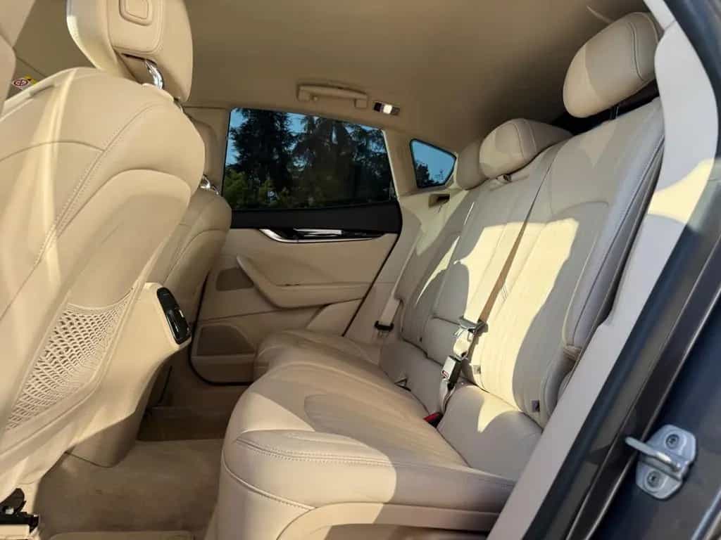 Maserati Levante V6 Diesel AWD Granlusso 04/2018-photo-10