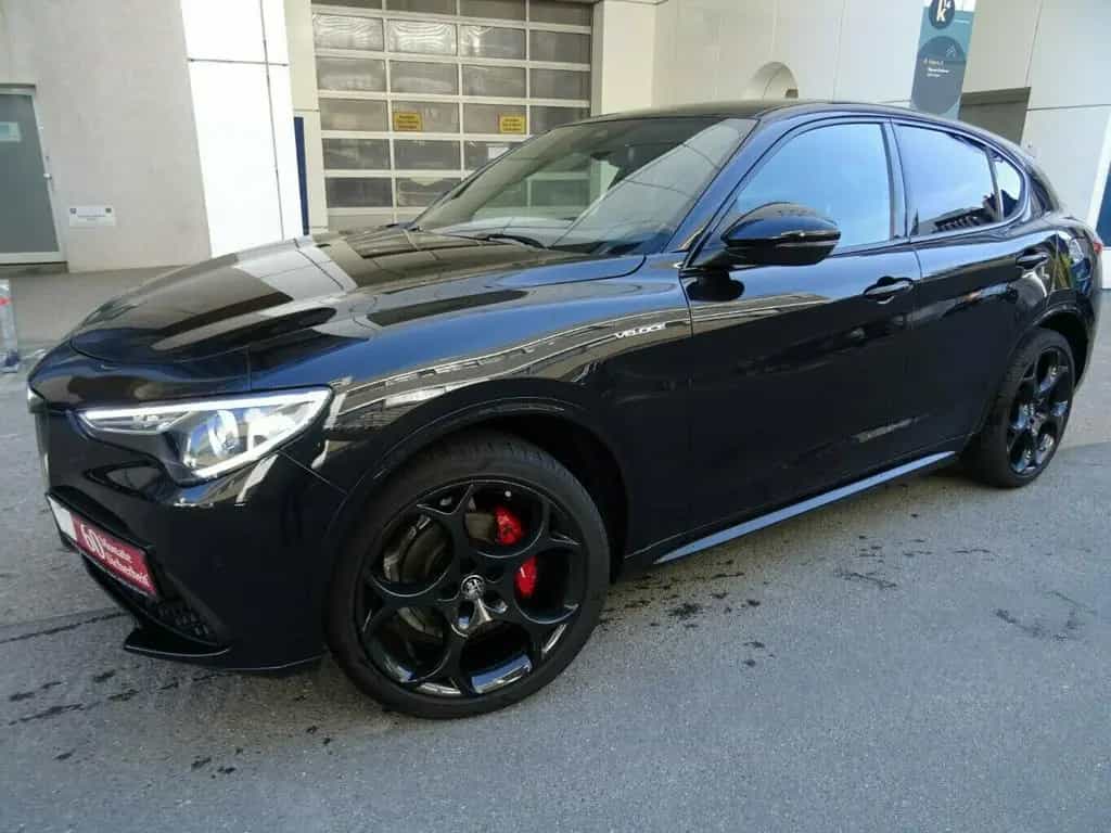 Alfa Romeo Stelvio 2.0 Turbo 16V AT8-Q4 Veloce,AHK,Leder 06/2022-photo-1