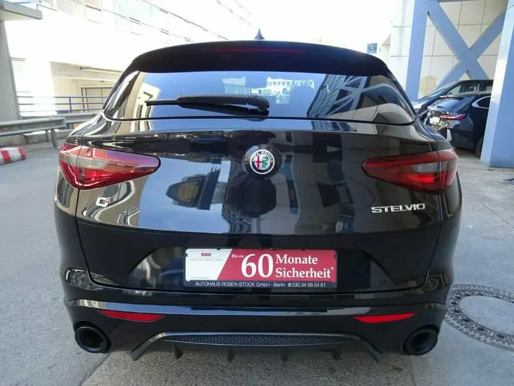 Alfa Romeo Stelvio 2.0 Turbo 16V AT8-Q4 Veloce,AHK,Leder 06/2022-photo-12