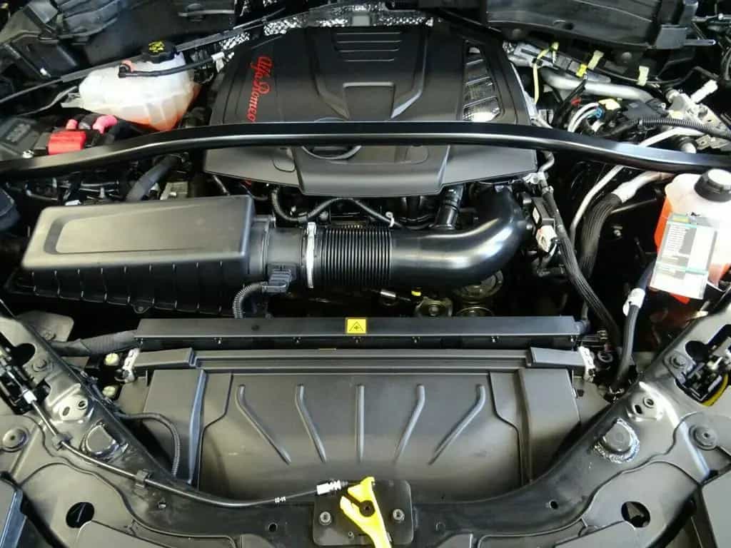 Alfa Romeo Stelvio 2.0 Turbo 16V AT8-Q4 Veloce,AHK,Leder 06/2022-photo-16