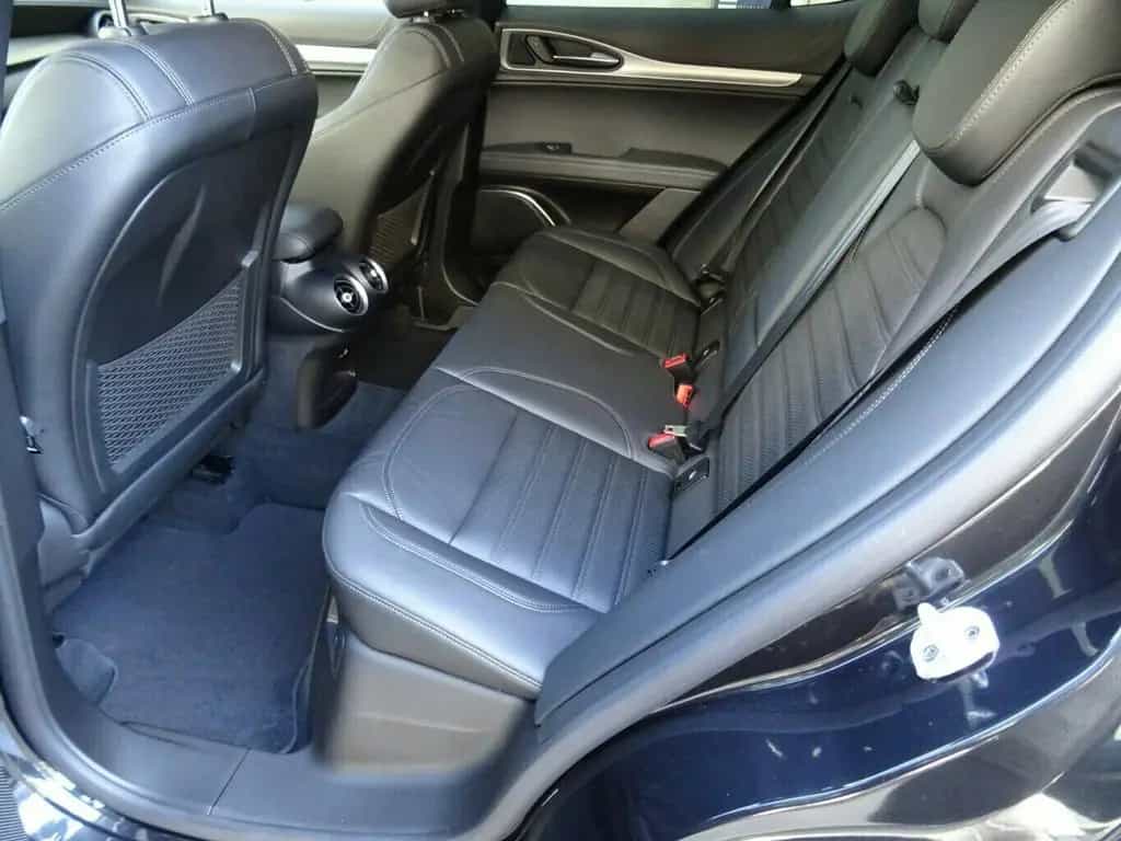 Alfa Romeo Stelvio 2.0 Turbo 16V AT8-Q4 Veloce,AHK,Leder 06/2022-photo-5